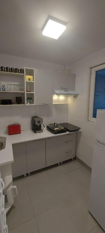 Apartament 2 Camere スリナ エクステリア 写真