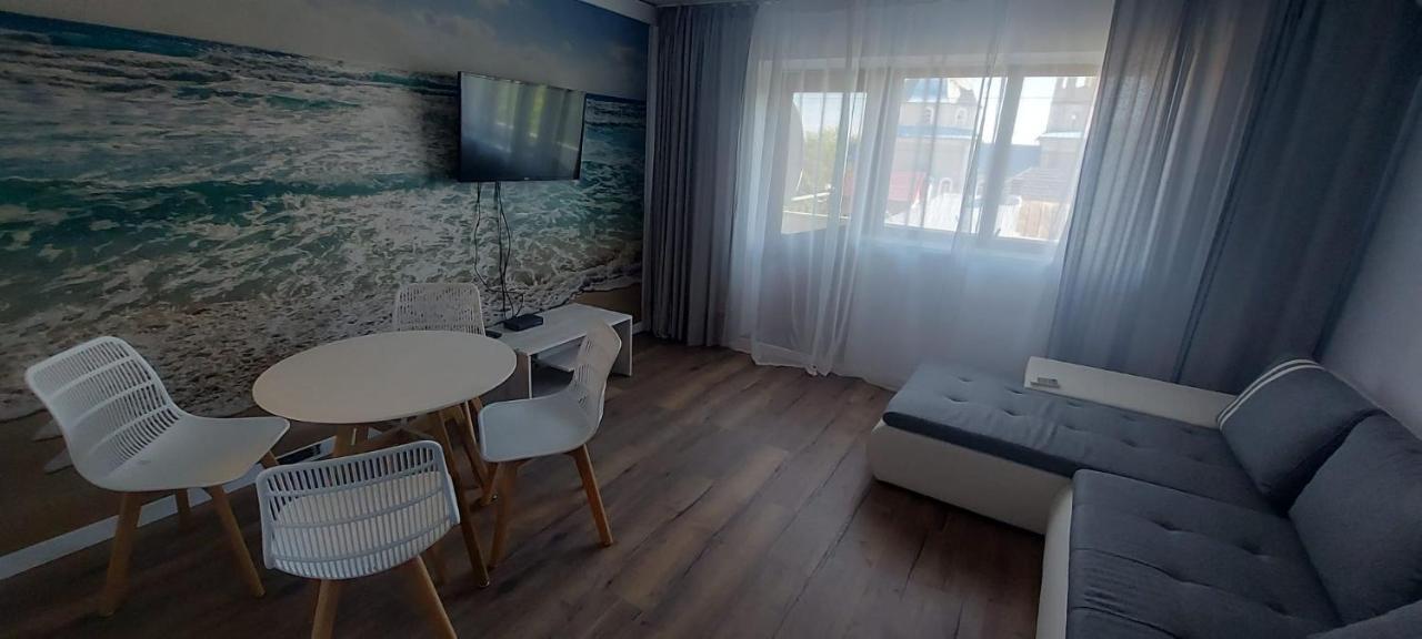 Apartament 2 Camere スリナ エクステリア 写真
